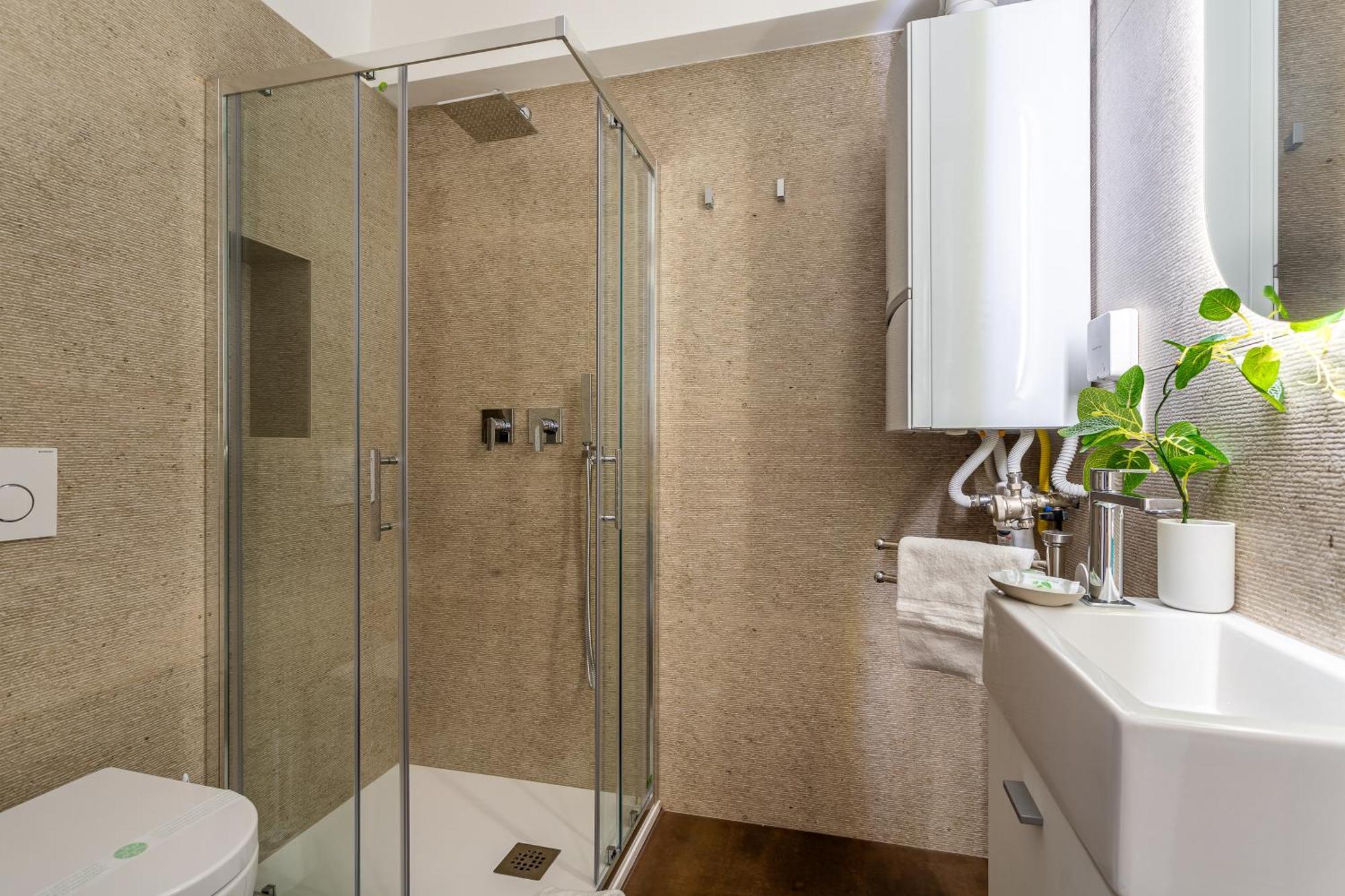 Iflat Bright Brand New 2-bedroom In Monti * Roma